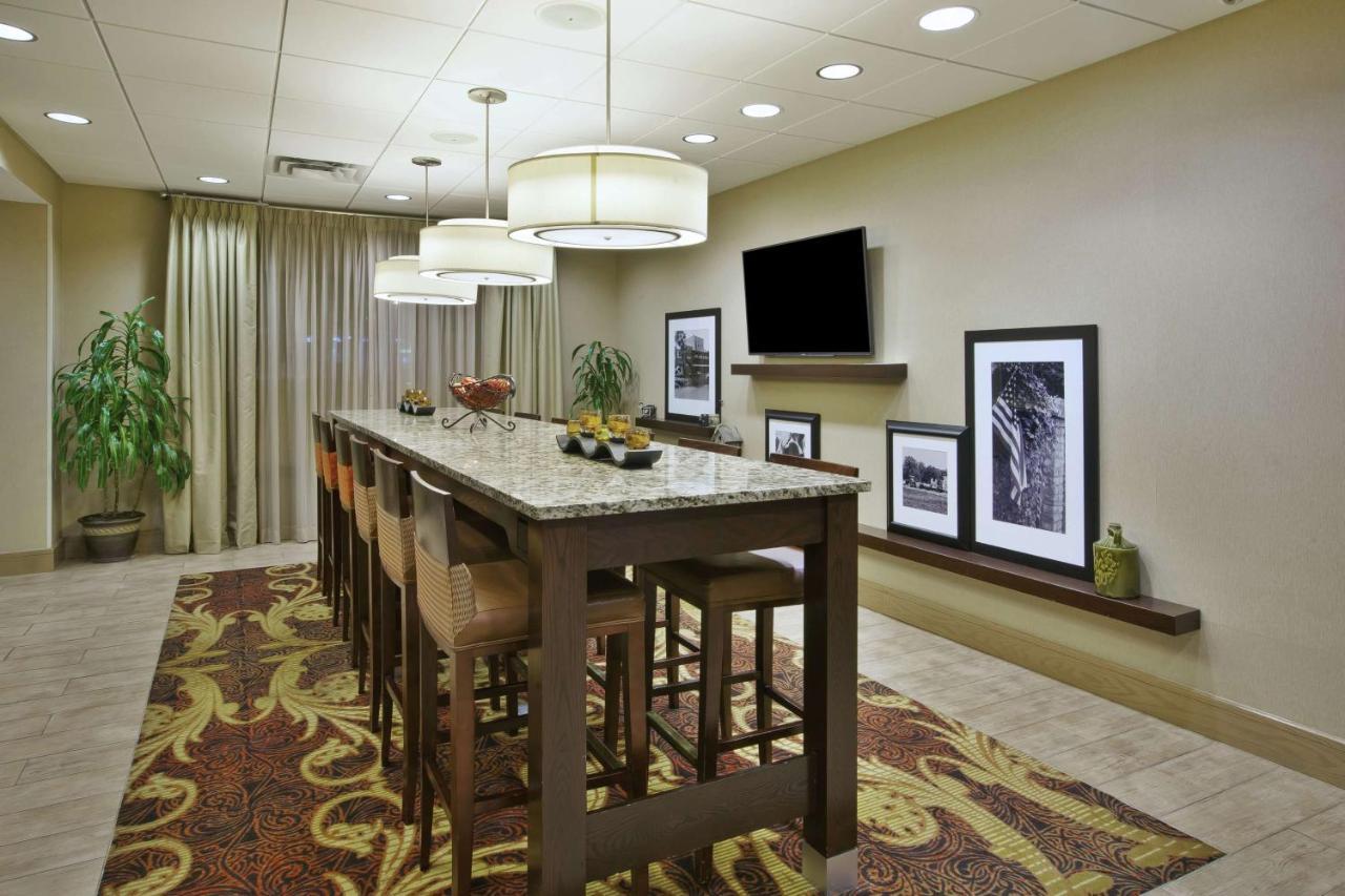 Hampton Inn Brockport Екстериор снимка